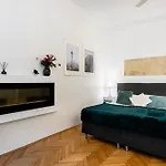 Elegant In New Town By Easybnb Premium * Praha