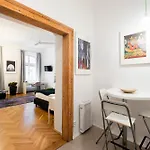 Apartmán Elegant In New Town By Easybnb Premium *