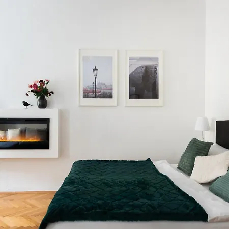 Elegant In New Town By Easybnb Premium * Praga